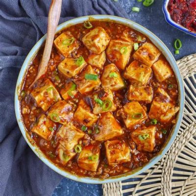  Anshan Mapo Tofu: Een pittige Szechuanse klassieker die je smaakpapillen zal veroveren!