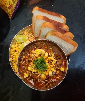  Misal Pav: Een Ontbijt Met Kruidige Chili-En Zoete Kokos Noten!